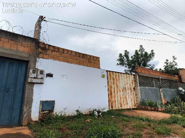 Casa, 57.34 de área total, 57.34 de área privativa, 179.86 de área do terreno,  2 qto(s), em Luziânia/GO