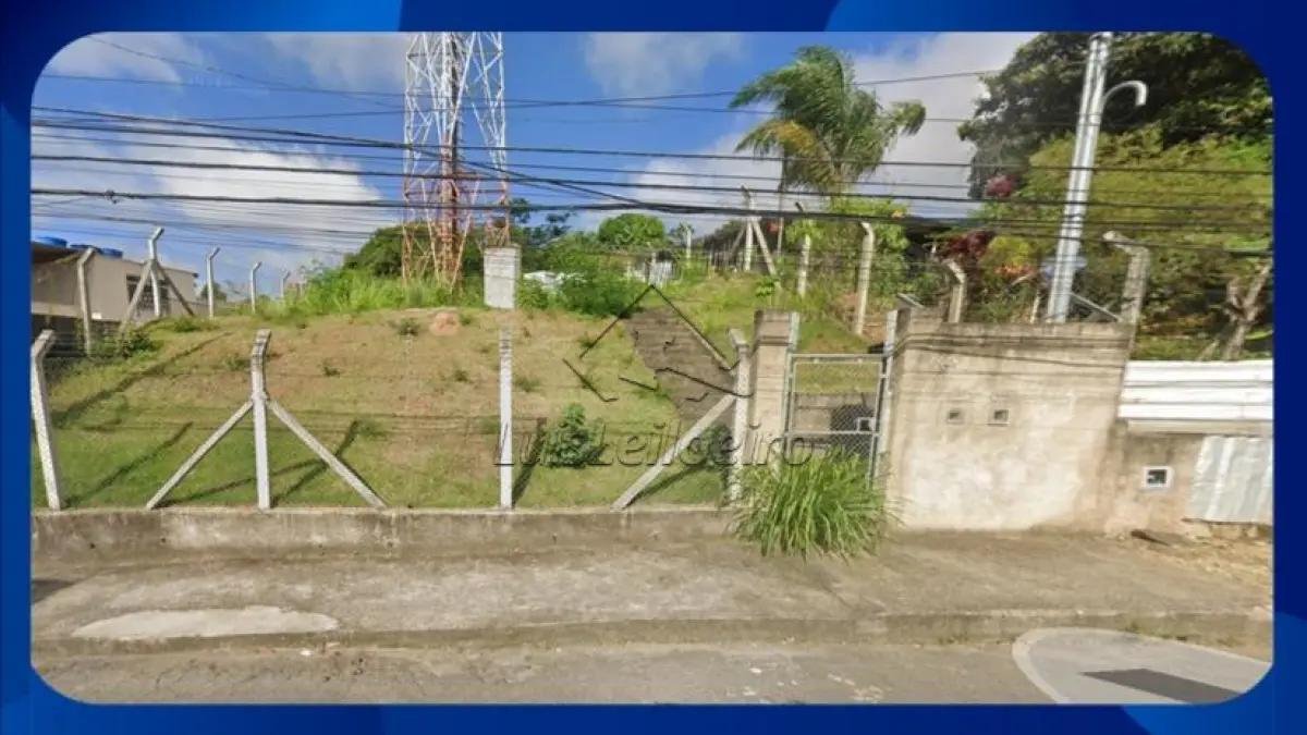 LOTE - Área A, Rua Dr. Luiz Antonio Vieira Pena, nº 872 (numeração do imóvel: 866), Bairro em Juiz de Fora/MG