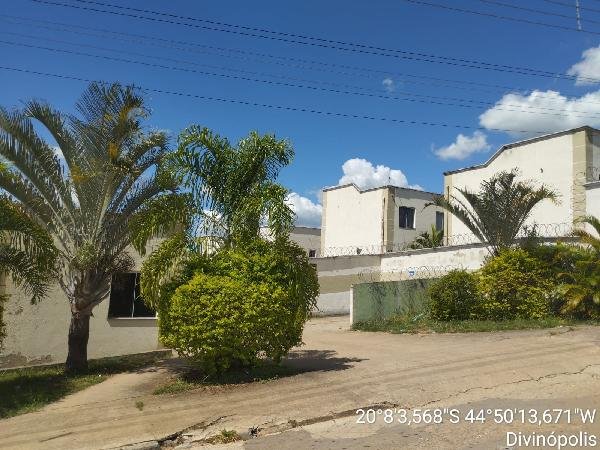 Apartamento, 119.90 de área total, 45.83 de área privativa, 0.00 de área do terreno,  2 qt em Divinópolis/MG