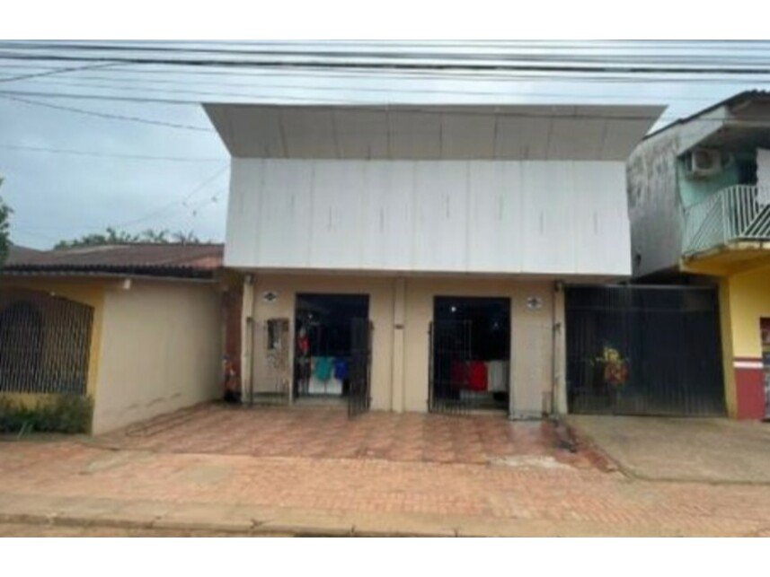 Residencial / Comercial à venda em leilão - Avenida Sobral, 1722 - lote 05 da quadra 37 - em Rio Branco/AC