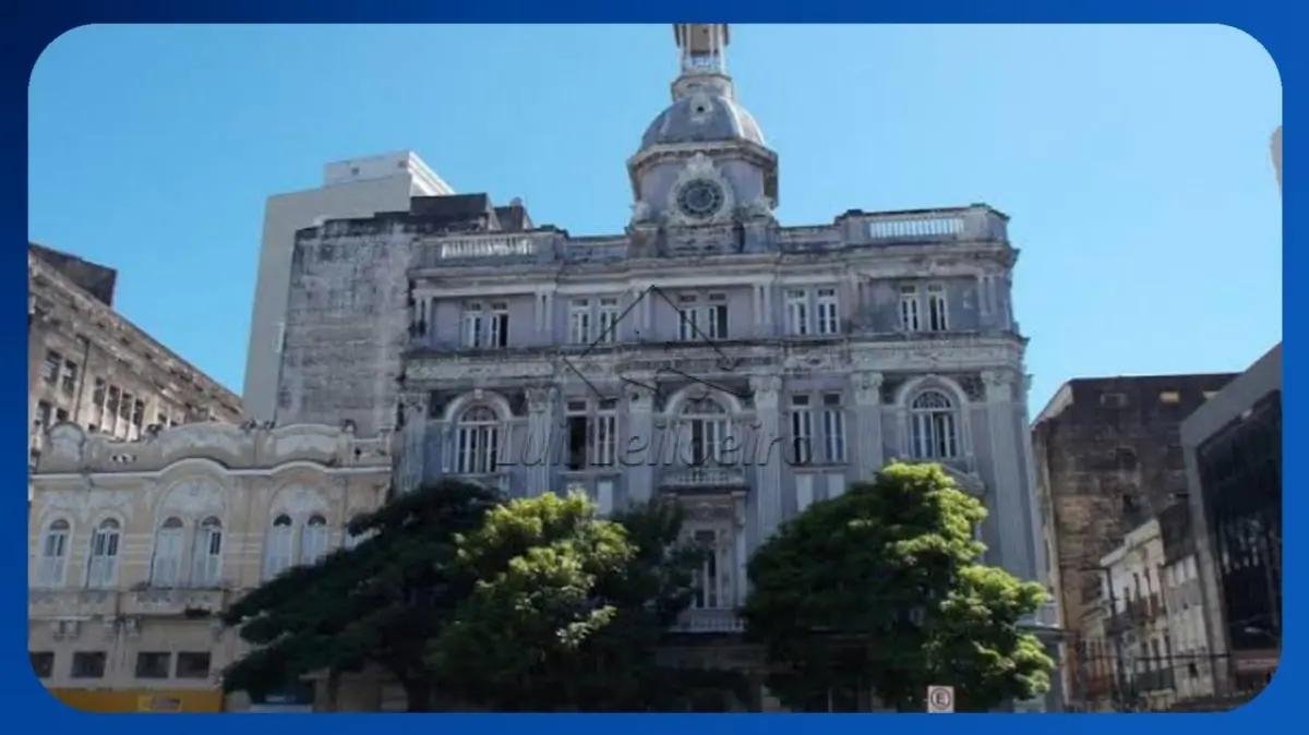 PRÉDIO COMERCIAL - Praça da Independência, nº 36 e 40, Santo Antônio, Recife/PE em Recife/PE