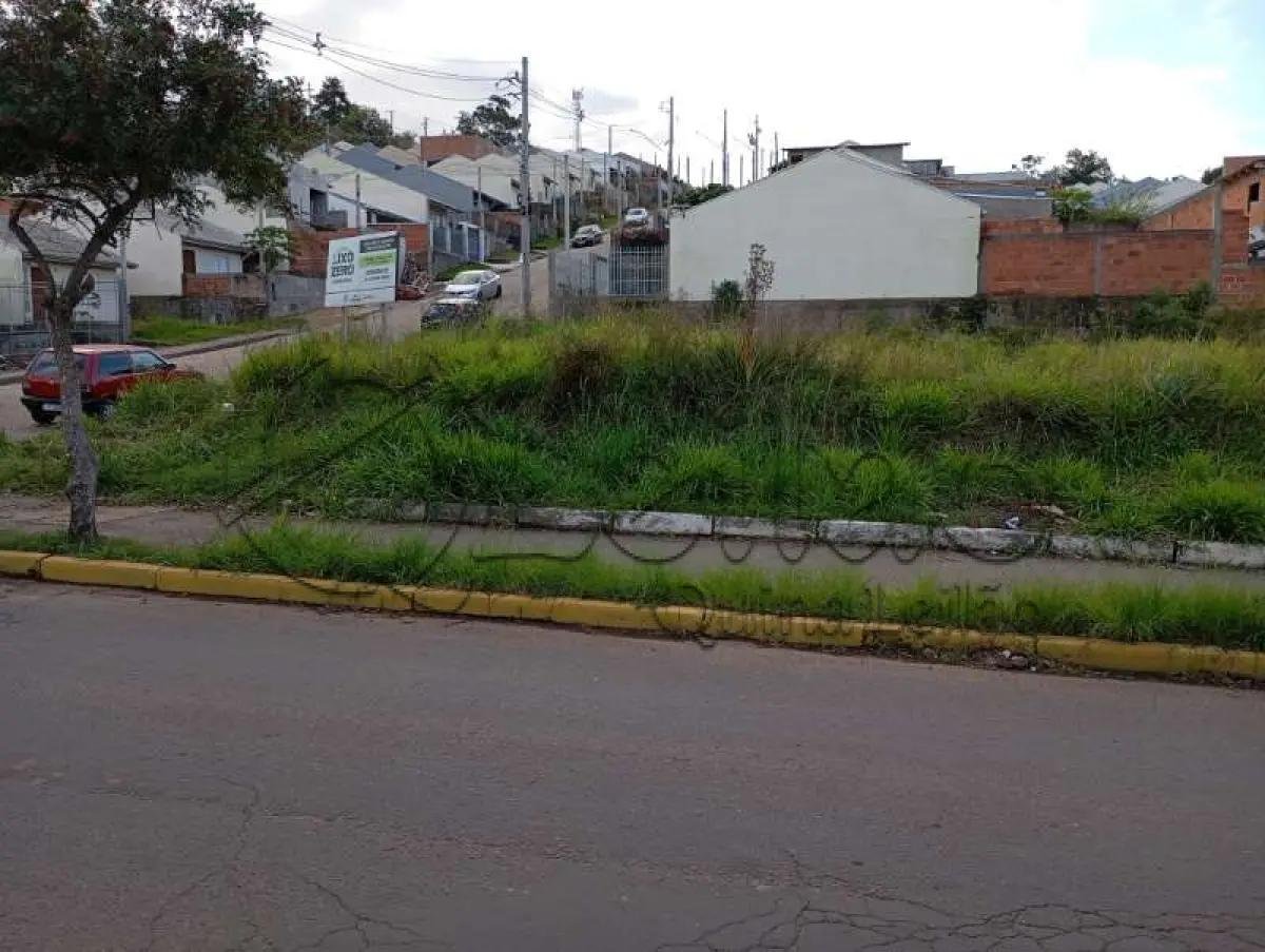 Terreno de esquina com 232 m² no Loteamento Colina Ritzel — Campo Bom/RS em Campo Bom/RS