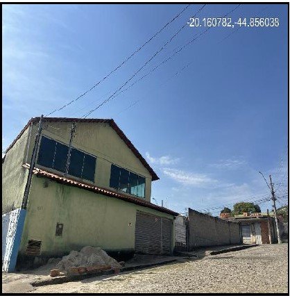 Casa, 80.00 de área total, 80.00 de área privativa, 300.00 de área do terreno,  3 qto(s), em Divinópolis/MG - foto 1