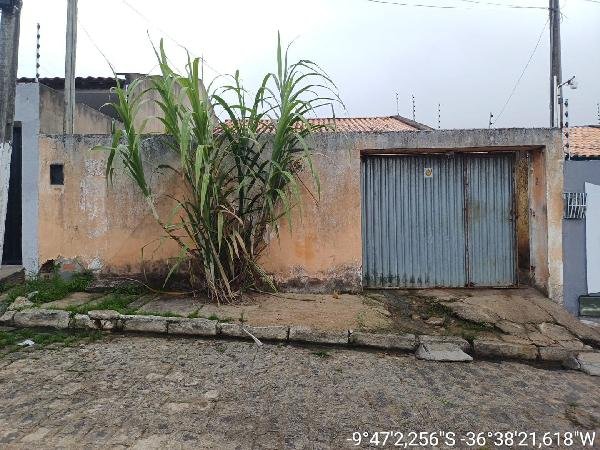 Casa, 98.74 de área total, 98.74 de área privativa, 157.50 de área do terreno,  1 qto(s), em Arapiraca/AL