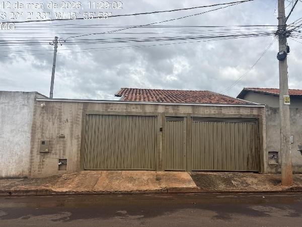 Casa, 65.13 de área total, 65.13 de área privativa, 200.00 de área do terreno,  2 qto(s), em Frutal/MG