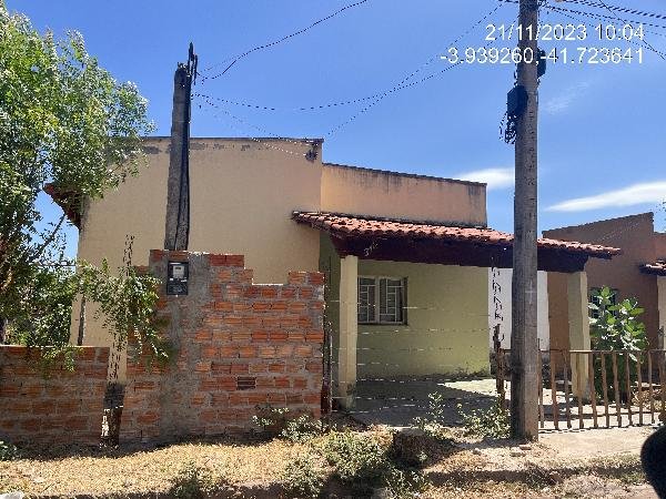 Casa, 0.00 de área total, 83.77 de área privativa, 330.00 de área do terreno,  2 qto(s), W em Piracuruca/PI