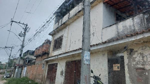 Casa, 0.00 de área total, 261.53 de área privativa, 244.46 de área do terreno,  2 qto(s), em São Gonçalo/RJ