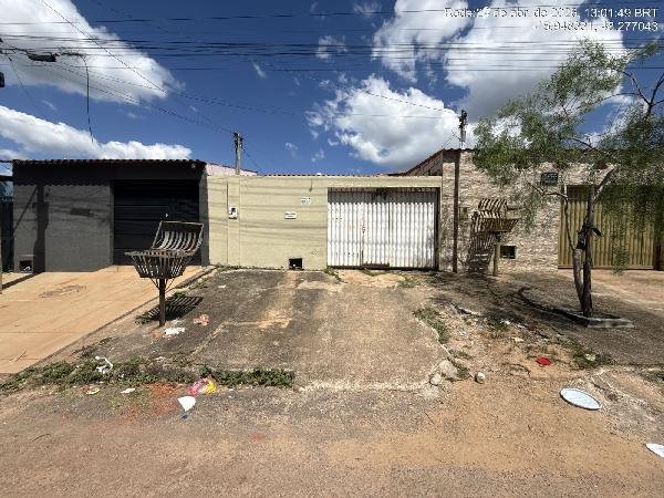 Casa, 67.34 de área total, 67.34 de área privativa, 180.00 de área do terreno,  2 qto(s), em Santo Antônio do Descoberto/GO
