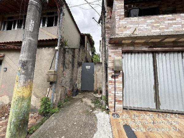 Casa, 76.70 de área total, 76.70 de área privativa, 0.00 de área do terreno,  2 qto(s), a. em São Gonçalo/RJ