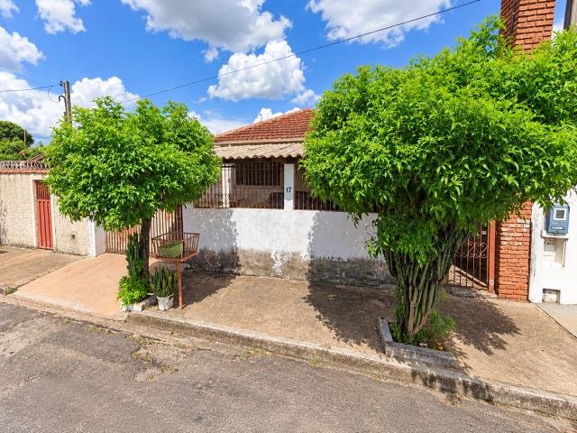 
                        Imóvel Residencial, 3 Quartos, Edícula, Bairro Bela Vista, Améri em Américo Brasiliense/SP