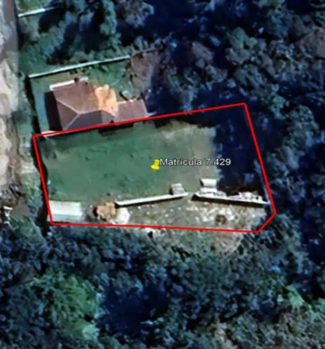 Terreno 1.500 m², localizado na Rua Hugo Simas, 129, Bairro Baixo da Lapa, na cidade de La em Lapa/PR