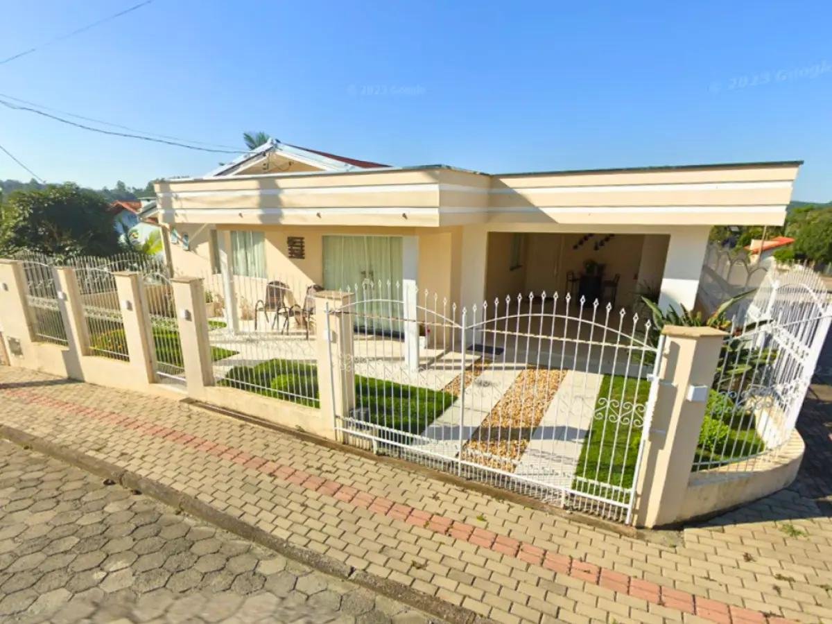 CASA EM PETROLÂNDIA - SC em Petrolândia/SC