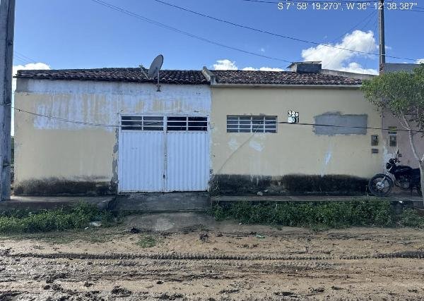 Casa, 47.95 de área total, 47.95 de área privativa, 95.95 de área do terreno,  2 qto(s), a em Brejo da Madre de Deus/PE
