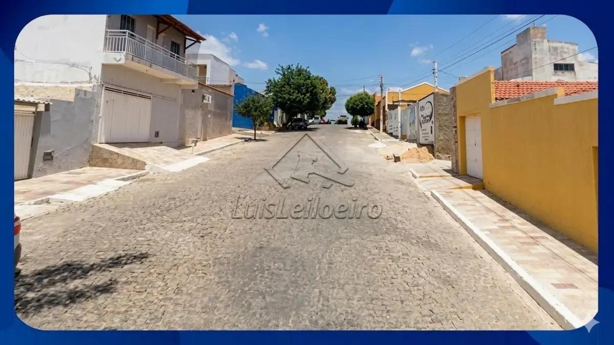 PRÉDIO COMERCIAL - Terreno com área de 143,46m², Rua Lúcio Dantas, nº 218, Centro, Parelha em Parelhas/RN