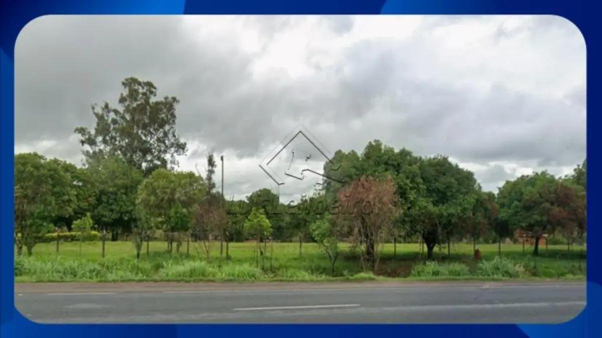 GLEBA DE TERRAS - Situada às margens da BR-050, ao lado das empresas Vepesa e Makro, Uberl em Uberlândia/MG