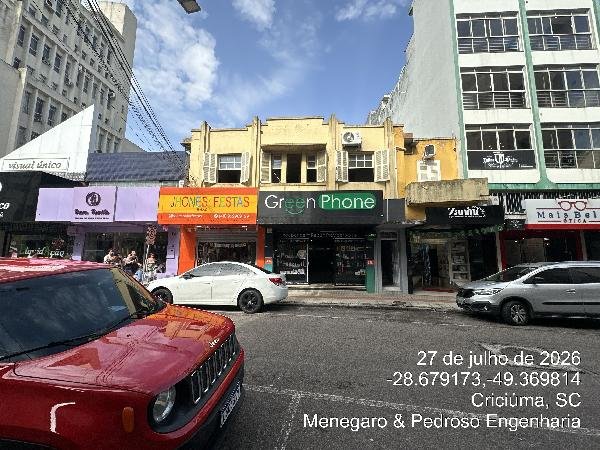 Apartamento, 103.54 de área total, 98.34 de área privativa, 0.00 de área do terreno,  1 qt em Criciúma/SC