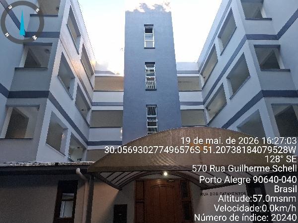 Apartamento, 64.96 de área total, 55.56 de área privativa, 0.00 de área do terreno,  2 qto em Porto Alegre/RS