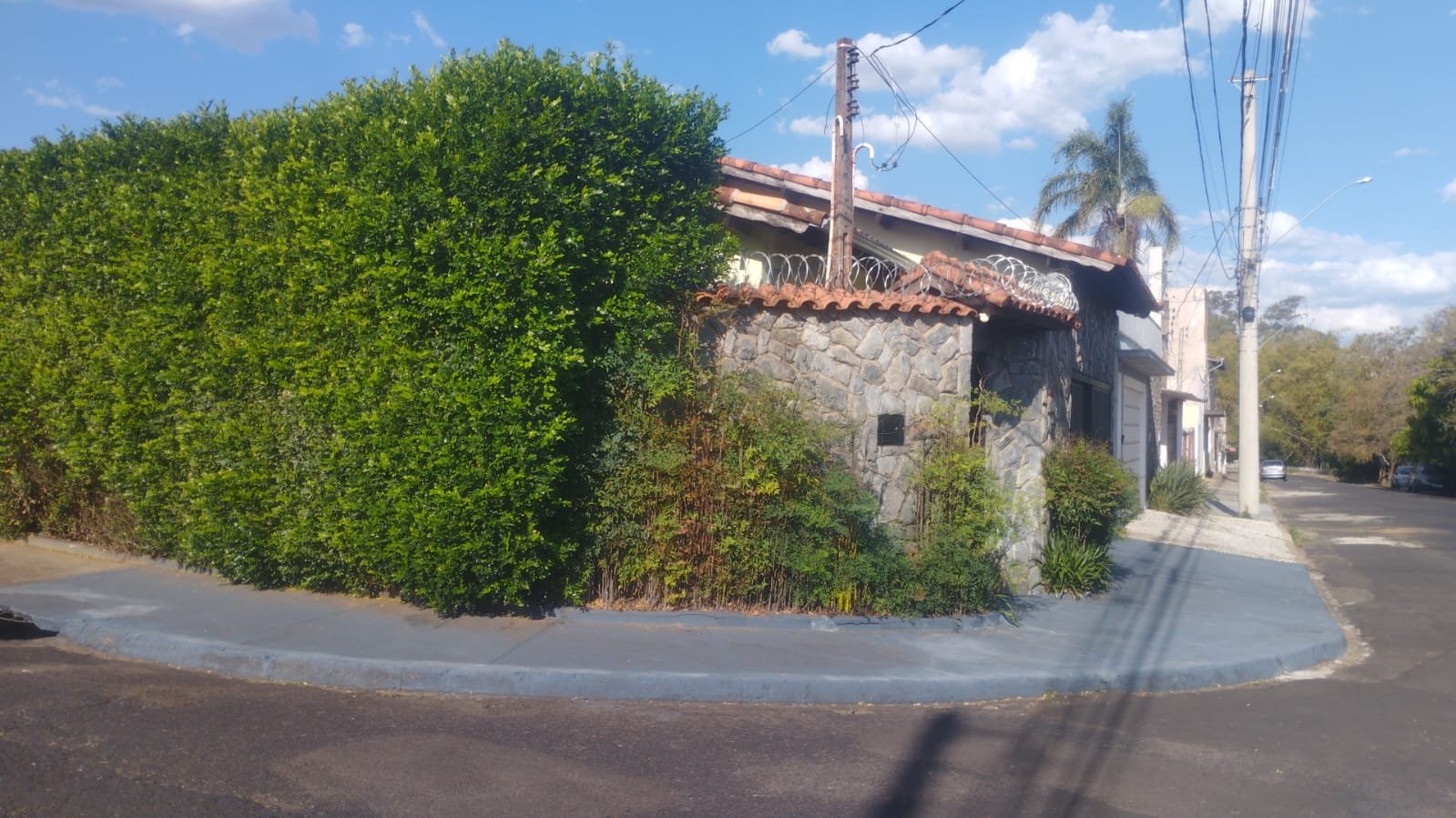 CASA / TERRENO DE ESQUINA DE 275 m² NA VILA SANTA RITA – FRANCA/SP em Franca/SP - foto 3