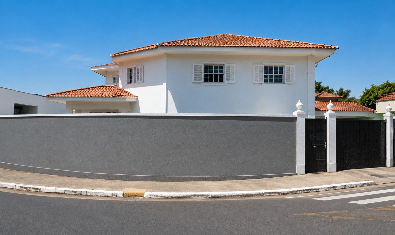 Casa em terreno de 493,20m² e área construída de 324,73 m² - Vila Madalena, São Paulo/SP em São Paulo/SP