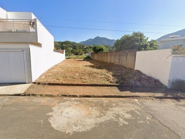 
                        Terreno, 420m², Centro, Andradas/MG                     em Andradas/MG - foto 2