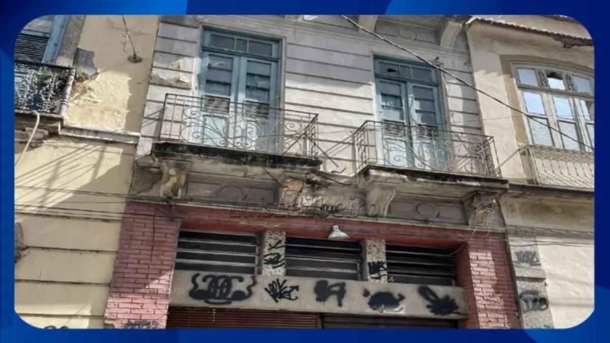 PRÉDIO RESIDENCIAL E COMERCIAL - Prédio residencial e comercial localizado na Rua dos Andr em Rio de Janeiro/RJ