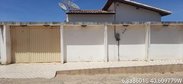 Casa, 129.00 de área total, 129.00 de área privativa, 220.00 de área do terreno,  3 qto(s) em Pio IX/PI