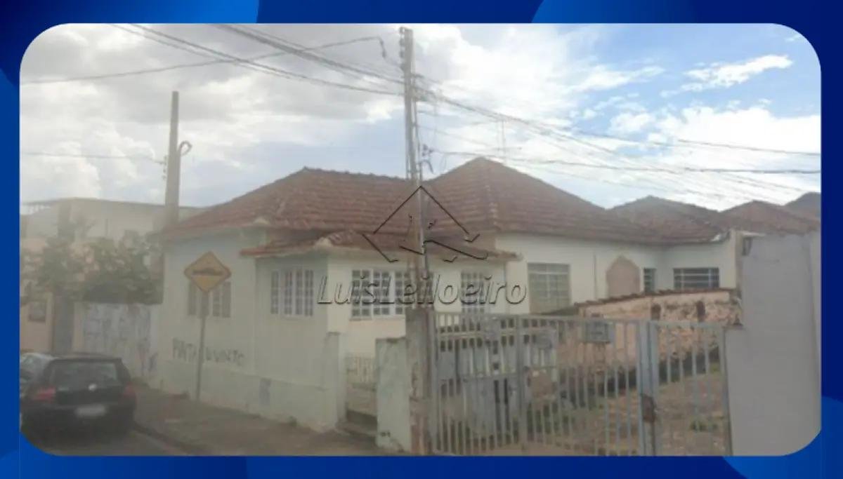 CASA E BARRACÃO INDUSTRIAL - Rua Capitão Urias Batista de Avelar, nº 2819 e 2815 fundos, V em Franca/SP