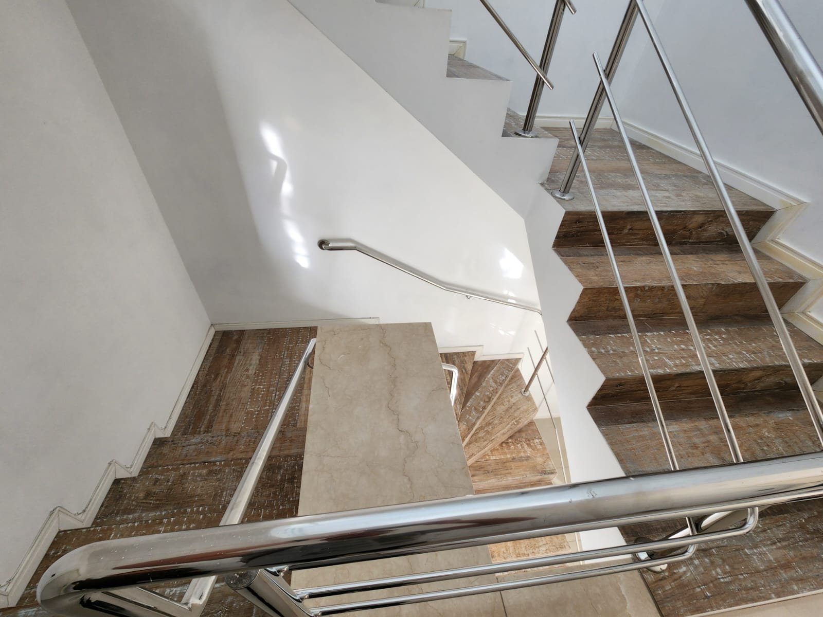 UM IMOVEL URBANO RESIDENCIAL AREA CONTRUIDA 400,38 m² NO BAIRRO VILA REAL BALNEÁRIO CAMBOR em Balneário Camboriú/SC - foto 18