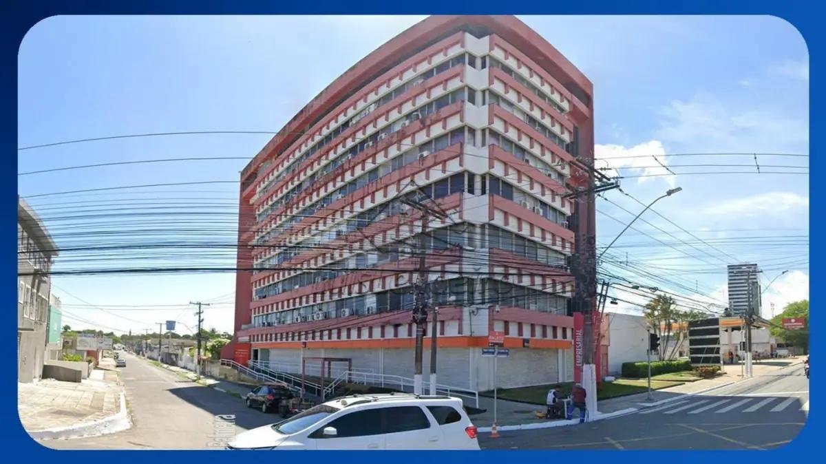 SALA COMERCIAL - 7º andar, Edifício Centro Empresarial Ruy Palmeira, Av. Fernandes Lima, 1 em Maceió/AL