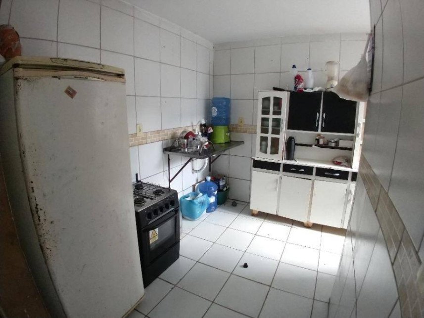 Casa à venda em leilão - Estrada De Jaguarana, 403 - Casa 01, Conjunto Residencial Vale Vi em Paulista/PE - foto 4