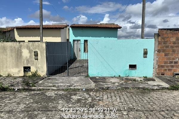 Casa, 37.56 de área total, 37.56 de área privativa, 120.00 de área do terreno,  1 qto(s), em Feira de Santana/BA