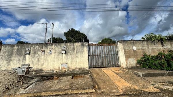 Casa, 69.54 de área total, 69.54 de área privativa, 180.00 de área do terreno,  2 qto(s), em Luziânia/GO