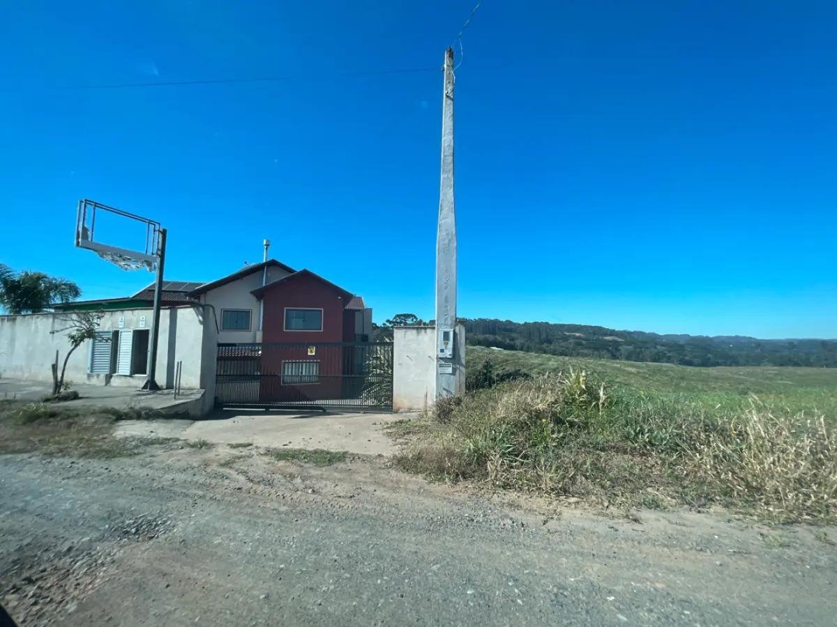 Casa na ESTRADA BOA VISTA, S/N, BAIRRO FRAGOSO, em CAMPO ALEGRE / SC em Campo Alegre/SC