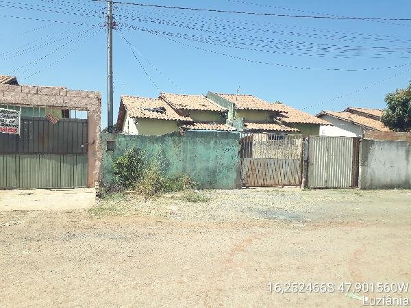 Casa, 57.61 de área total, 57.61 de área privativa, 150.00 de área do terreno,  2 qto(s), em Luziânia/GO