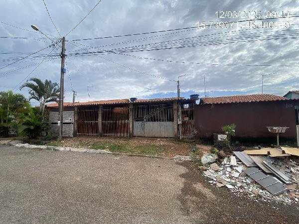 Casa, 47.50 de área total, 47.50 de área privativa, 180.00 de área do terreno,  2 qto(s), em Cocalzinho de Goiás/GO
