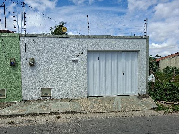 Casa, 76.35 de área total, 76.35 de área privativa, 135.51 de área do terreno,  2 qto(s), em Itaitinga/CE