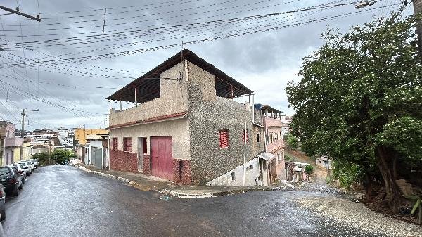 Apartamento, 0.00 de área total, 36.58 de área privativa, 0.00 de área do terreno,  1 qto( em São João Nepomuceno/MG