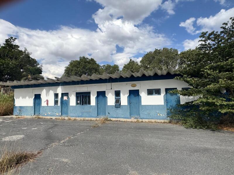 FALÊNCIA LATICÍNIOS DONA BEJA - Área de 3.958m² localiz.. em Araxá/MG