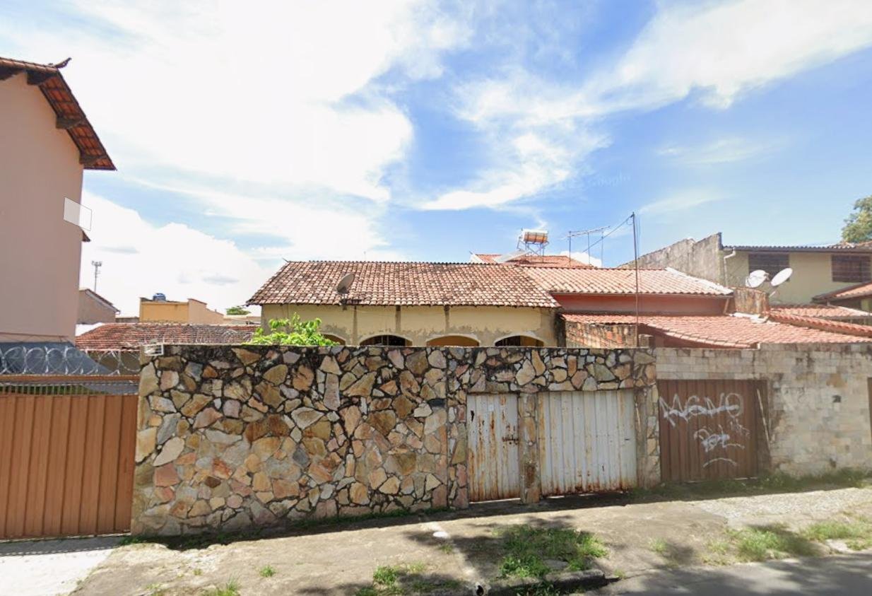 Casa c/ 03 qtos e 01 vaga de garagem | Bairro São Gabriel, Belo Horizonte/ MG em Belo Horizonte/MG