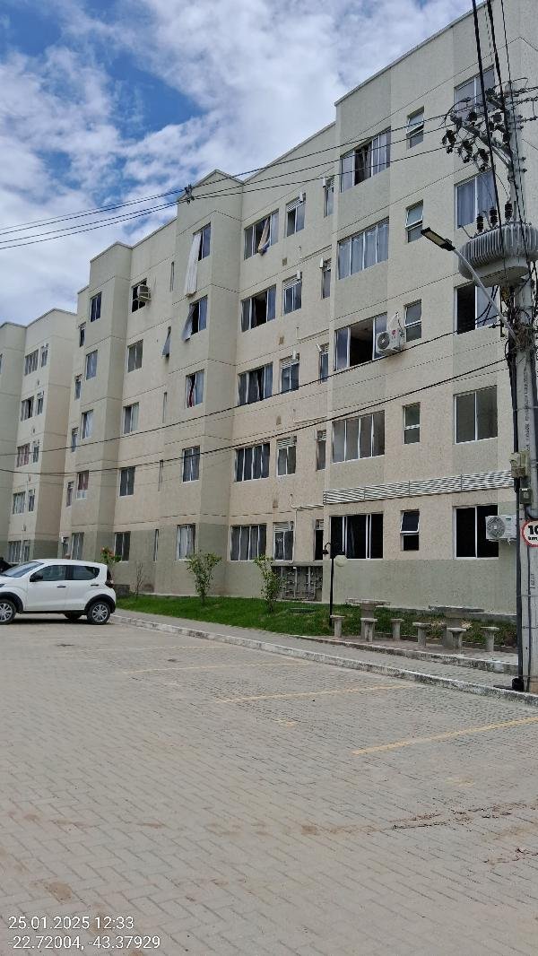 Apartamento, 41.18 de área total, 41.18 de área privativa, 0.00 de área do terreno,  2 qto em Belford Roxo/RJ