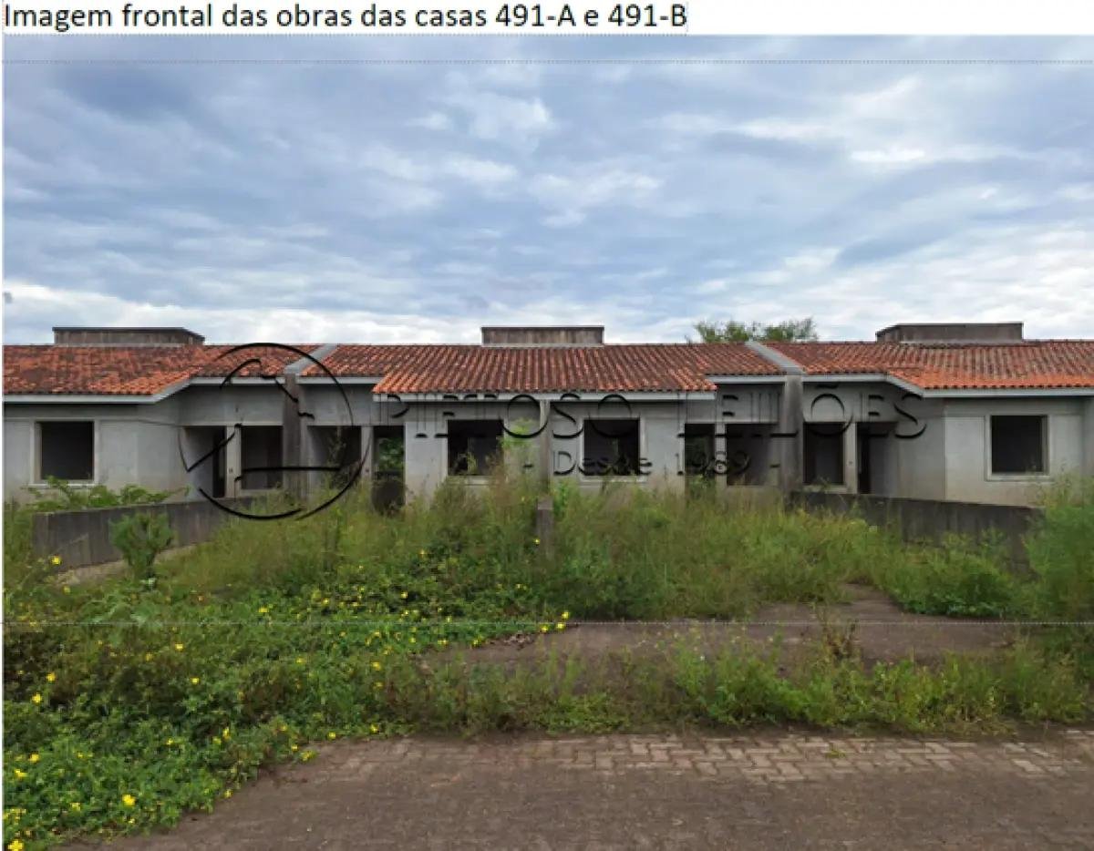 ESTEIO/RS - CASA DE ALVENARIA EM CONSTRUÇÃO - Nº 491-A - RUA VITOR MATEUS TEIXEIRA - VILA em Esteio/RS