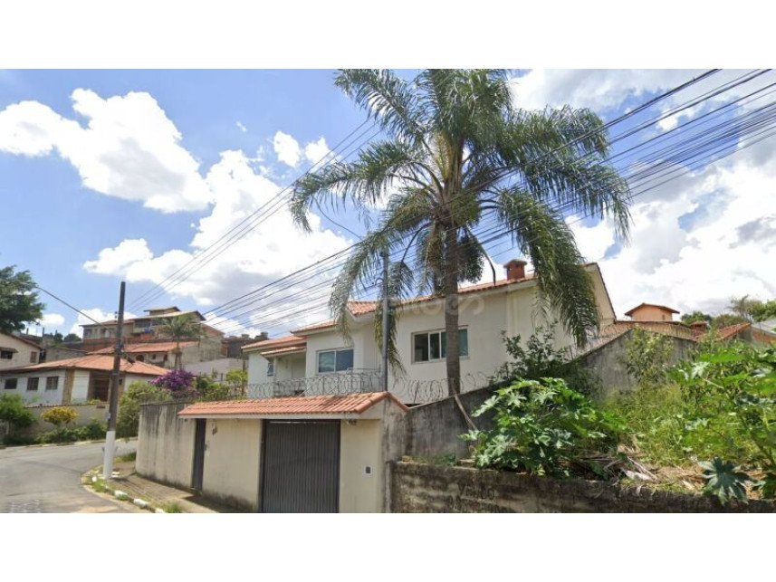 Casa à venda em leilão - Rua Luzia Inácia Ascenso, 111 - Bussocaba - Osasco / SP em Osasco/SP - foto 4