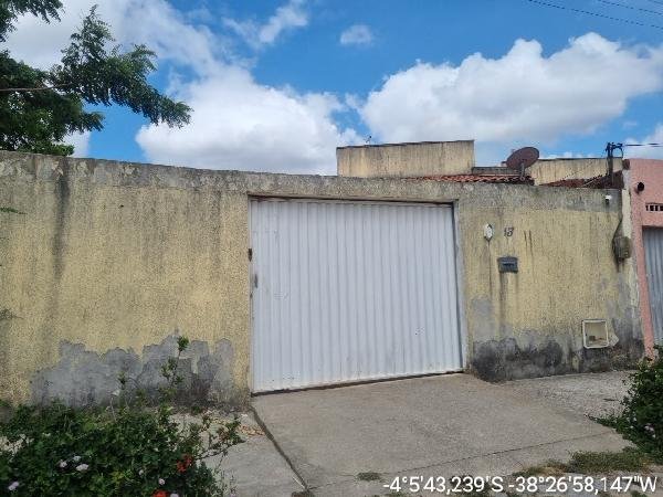 Casa, 0.00 de área total, 53.11 de área privativa, 180.35 de área do terreno,  2 qto(s), W em Horizonte/CE - foto 1