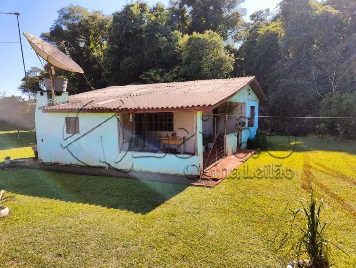 LOTE 2 – 30,4 HECTARES DE TERRAS RURAIS COM CASA DE ALVENARIA, JUNTO À PISTA DO AEROPORTO em Sarandi/RS