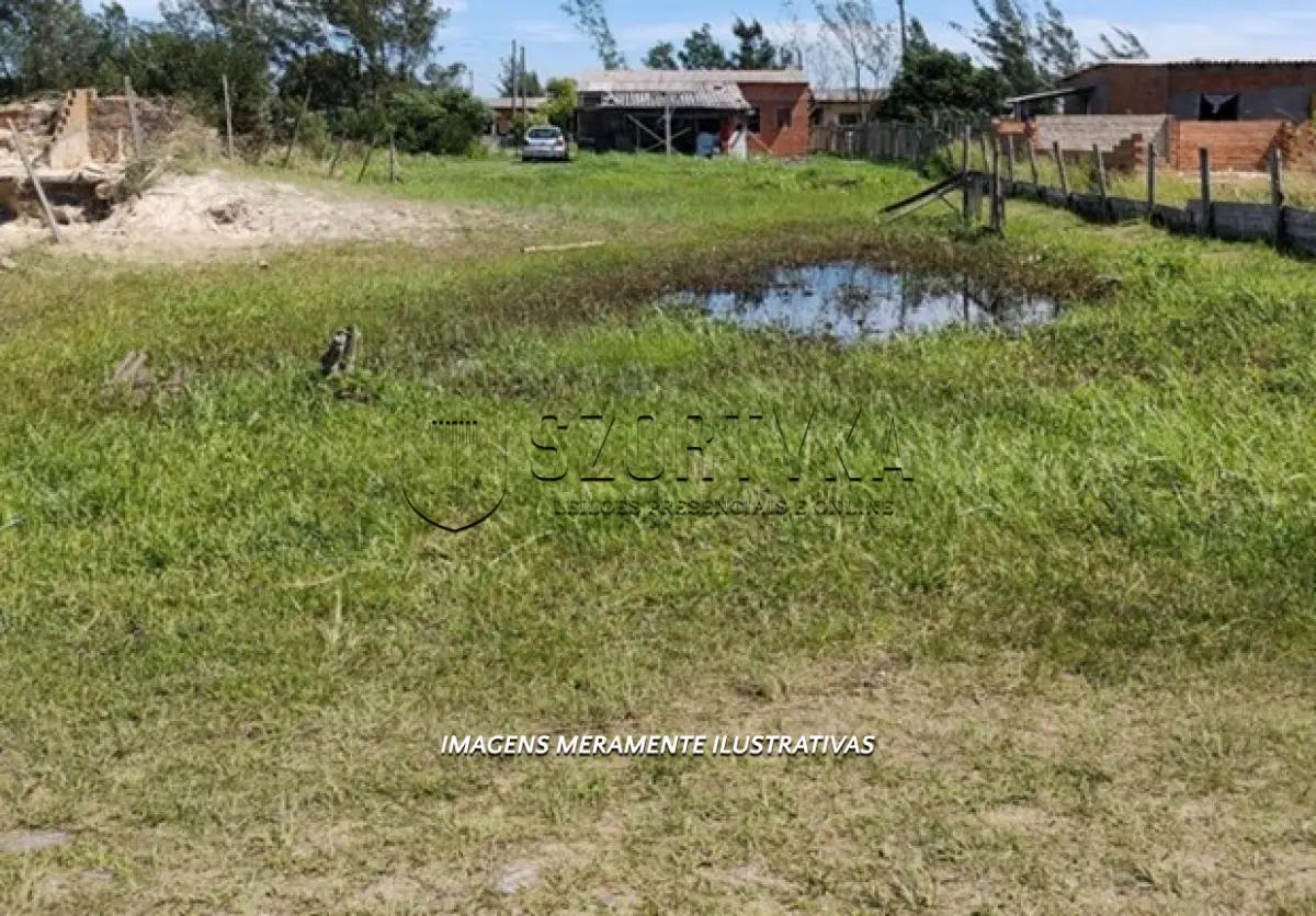 TERRENO COM 350M² EM CIDREIRA em Cidreira/RS