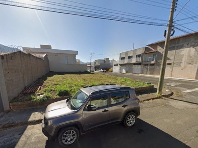 
                        Terreno, 341m², Centro, Andradas/MG                     em Andradas/MG