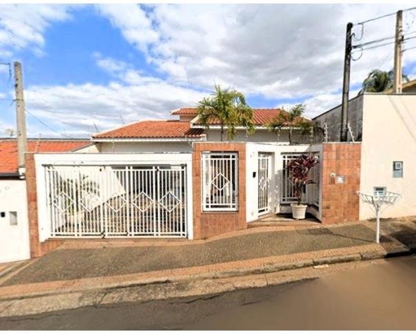 Casa com 332 m² - J084 em Santa Bárbara D'Oeste/SP