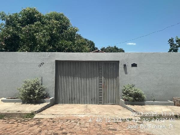 Casa, 129.70 de área total, 12.97 de área privativa, 600.00 de área do terreno,  3 qto(s), em José de Freitas/PI
