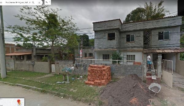 Casa, 0.00 de área total, 32.60 de área privativa, 57.80 de área do terreno,  1 qto(s), WC em São Gonçalo/RJ
