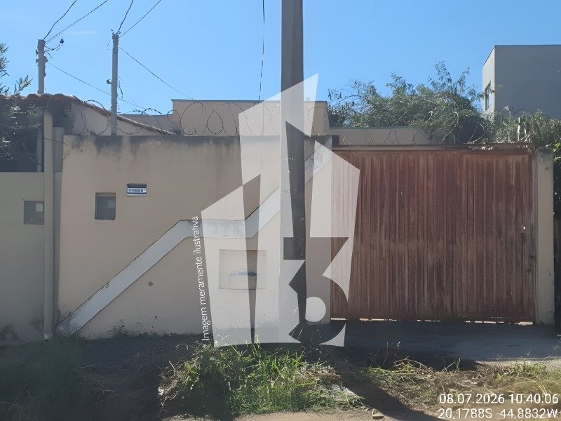 DIVINÓPOLIS/MG - CASA em Divinópolis/MG